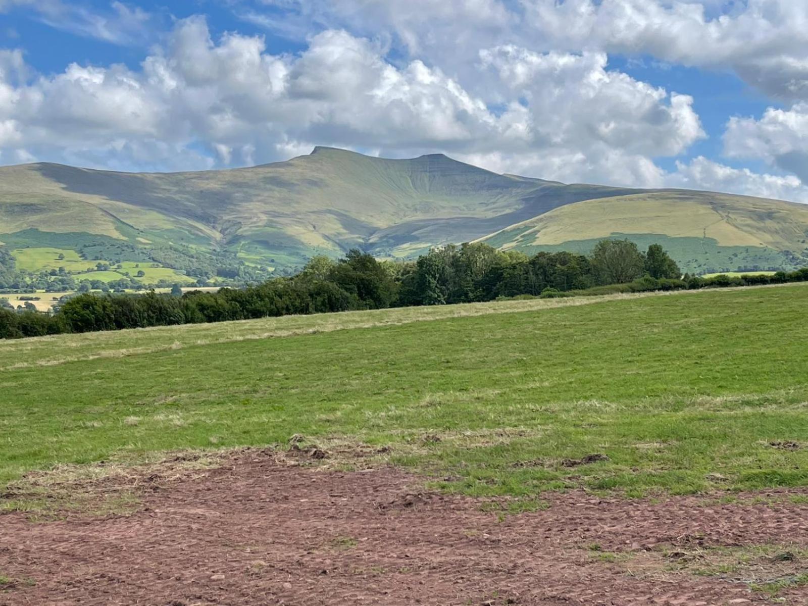 Little Cottage Of The Beacons Brecon Bagian luar foto